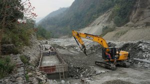 म्याग्दी र कालीगण्डकी नदीको कटान रोक्न ग्याबियन पर्खाल निर्माण थालियो